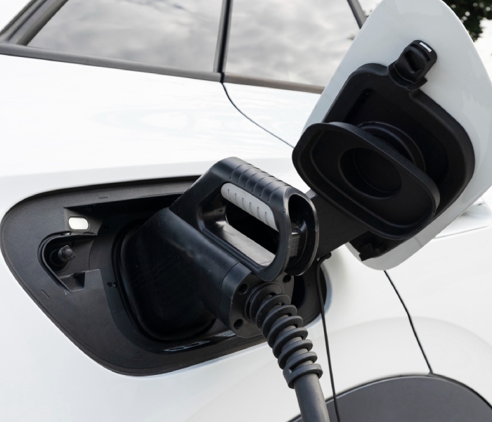 Borne de recharge électrique moderne pour véhicules – Jean-Luc Broussy